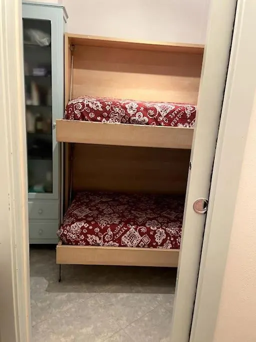 Casa Tisia Apartment Ceriale