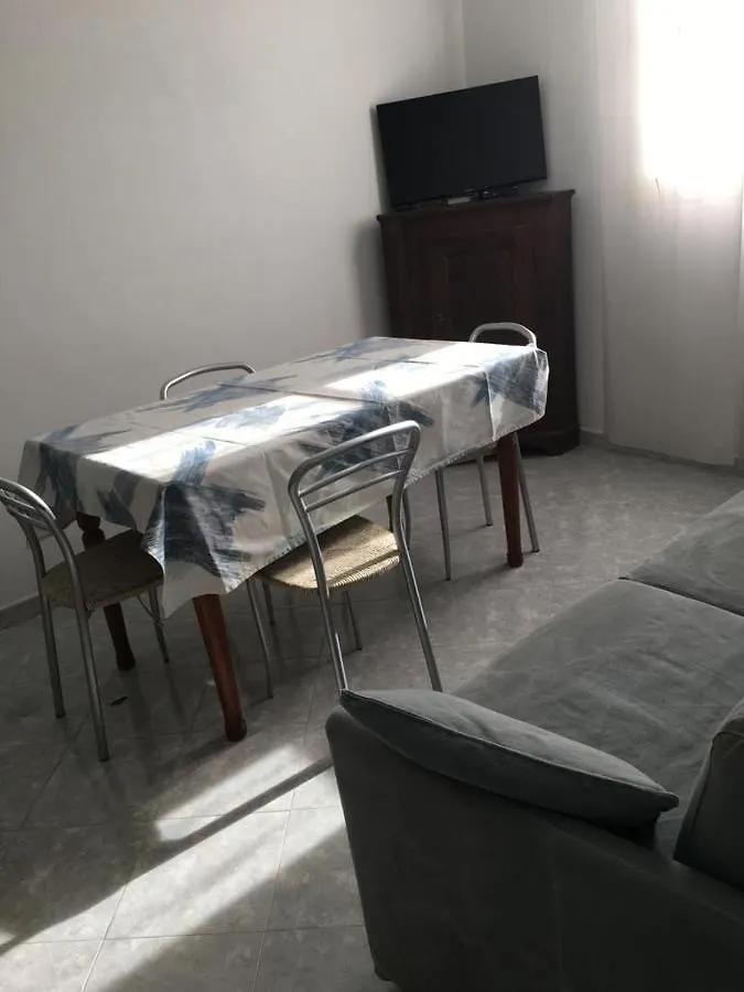 Casa Tisia Apartment Ceriale