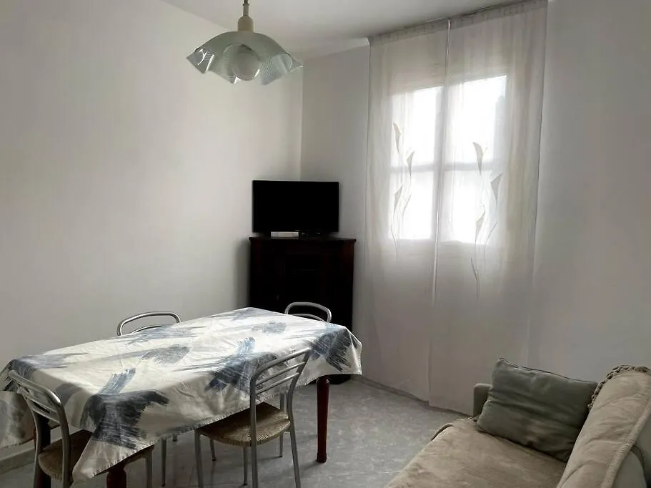 Appartamento Casa Tisia Ceriale 0*,  Italia